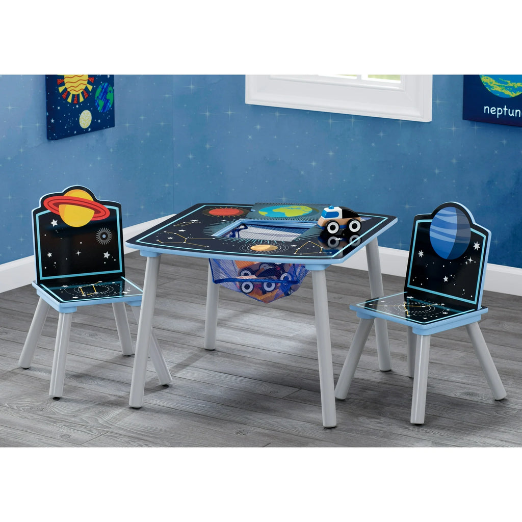 Juego de mesa y dos sillas infantil con almacenamiento Sistema solar Delta Children