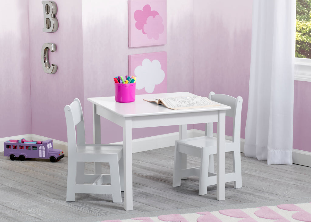 Juego de mesa y 2 sillas infantil blanco Delta Children